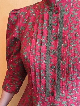 Винтажное платье из хлопкольна "Цветущие веточки"