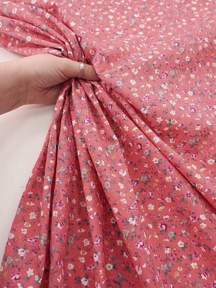 Импорт. хлопок "Цветочный вьюнок на коралловом", ш.1.5м, хлопок-100%, 100гр/м.кв