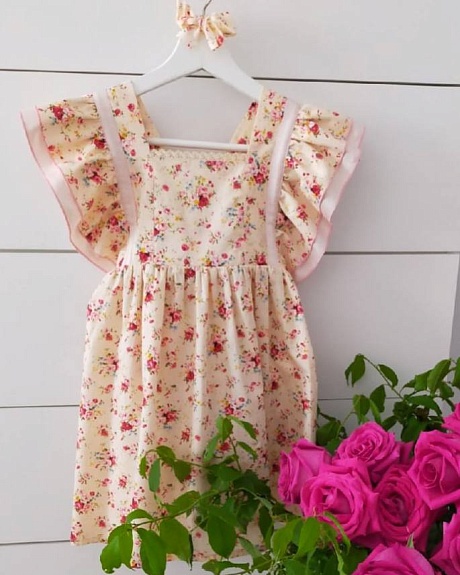 Детское платье из импортного хлопка "Букеты роз"