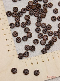 Пуговица темно-коричневое дерево, 10мм, 4 отверстия