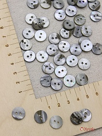 Пуговица перламутр, цв. серая дымка, 13мм, 2 отверстия