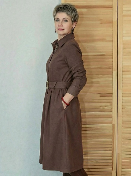 Платье из микровельвета в коричнево-розовом цвете