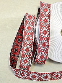 Жак.лента 32мм Красно-черный славянский оберег на белом