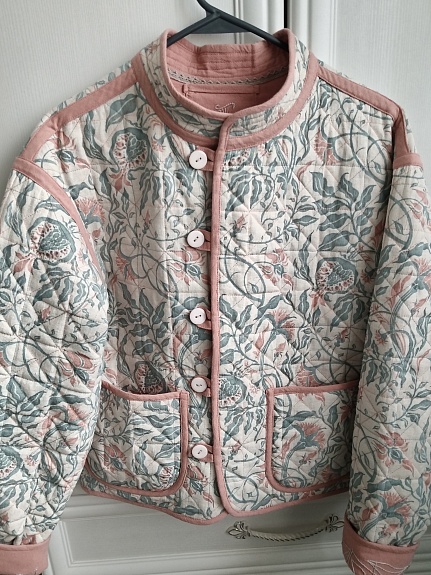 Курточка из  Полульна "Гранатовое настроение"