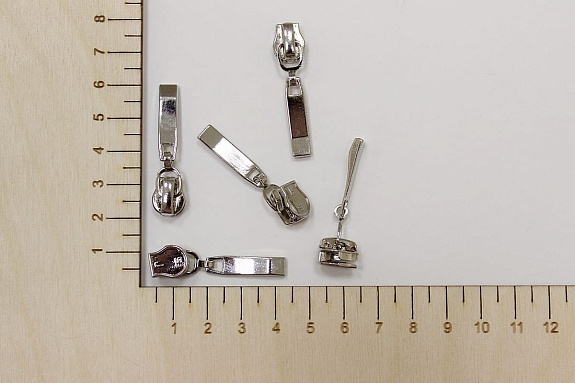 Бегунок к молнии спираль №5 цв.никель#027713