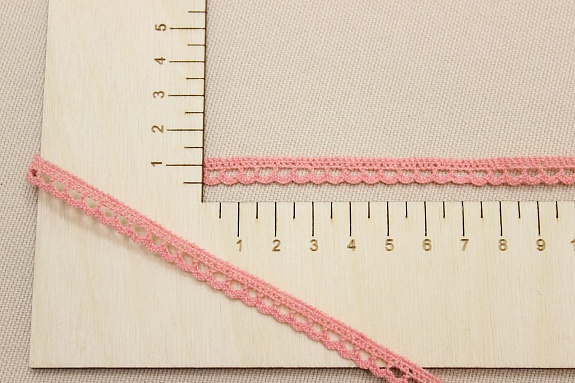 Кружево цв.лососевый, ш.08мм, хлопок-90%, п/э-10%
