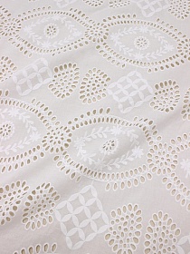 Мерный лоскут Шитье "Астория" (фестоны с 2х сторон) цв.молочно-белый, ш.1.35м, батист, хлопок-100%