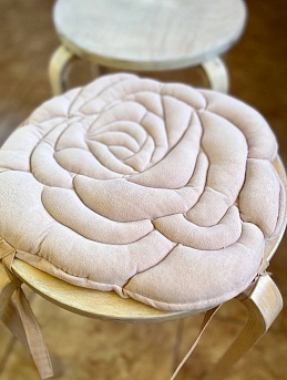 Сидушка из бархата для табурета по МК с Нелли Беленкиной*