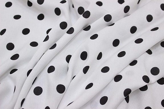Штапель "Черный горох (11мм)" цв.белый, ш.1.45м, вискоза-100%, 95гр/м.кв
