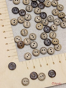 Пуговица кокос - штрихи по кругу,10мм, 2 отверстия