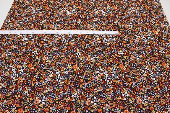 Фланель "Мелони (бежевые/оранжевые цветы на черном)", ш.1.47м, хлопок-100%, 180гр/м.кв