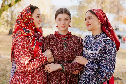 Русские народные костюмы