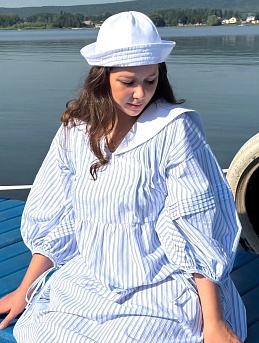 Платье из пестроткани в морском стиле