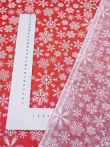 Бязь "Белые снежинки на красном", ш.1.5м, хлопок-100%, 120гр/м.кв