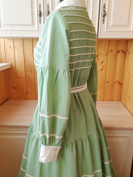 Платье из вареного хлопка в цвете зеленая трава меланж