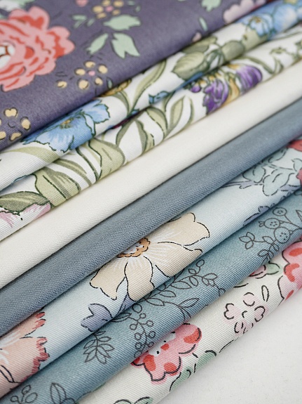 Набор тканей для рукоделия "Сатин: Богатство цветов", 45*30 см, 8 шт