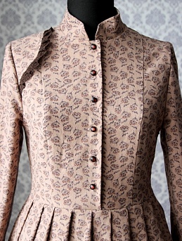 Платье из теплого хлопка "Душистые соцветия" в цвете молочный шоколад