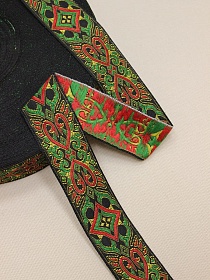 Жак.лента 32мм Зелено-красный орнамент на черном, рис.8635