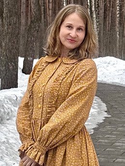 Платье из теплого хлопка "Брусника на горчичном"