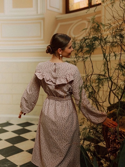 Нежное платье из теплого хлопка "Мелкая ботаника"