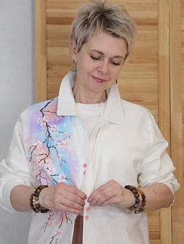 Рубашка из белого полульна