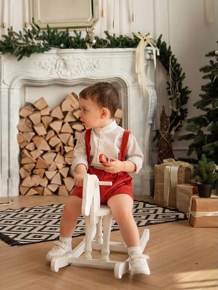 Детские шорты с подтяжками из бархата*