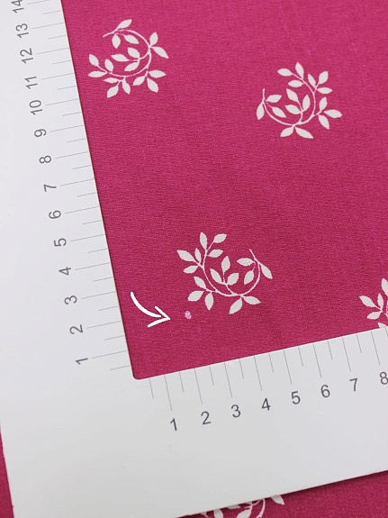 Сатин кардный набивной "Белые веточки на малиновом", СОРТ2, ш.1.0м, хлопок-100%, 150гр/м.кв