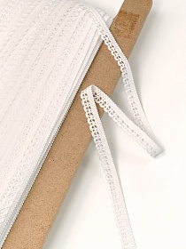 Кружево цв.белый, ш.12мм, хлопок-90%, п/э-10%.