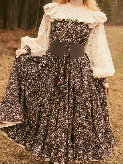 Платье из кружевного полотна и импортного хлопка  "Мелкие розовые букеты"