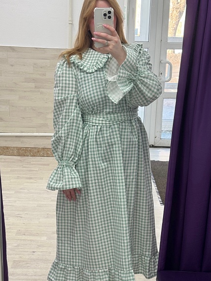 Платье из теплого хлопка в мятном цвете