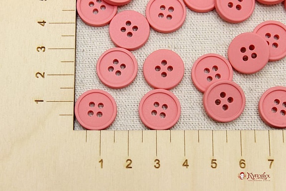 Пуговица пластмасса, цв.бледный розово-красный, 15мм, 4 отверстия