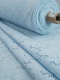 Шитье "Роскошь" цв.пыльно-голубой, СОРТ2, ш.1.5м (вышит.часть1.35м), батист, хлопок-100%, 80гр/м.кв