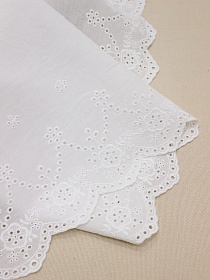 Шитье цв.молочно-белый (общая ширина 190мм, ширина вышивки 110мм) хлопок-100%, батист