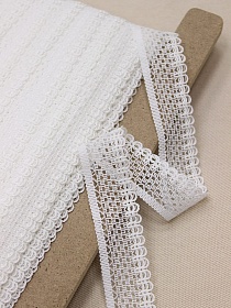 Кружево цв.белый, ш.28мм, хлопок-87%, п/э-13%