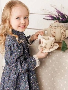 Детское платье из импортного хлопка "Кукольная нежность" (выкройка платья - D-0007)