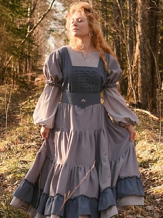 Платье из фактурного хлопка и плательного хлопка