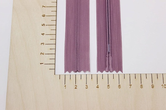 Молния потайная н/р цв.темный сиренево-розовый флер-2,   50см, нейлон
