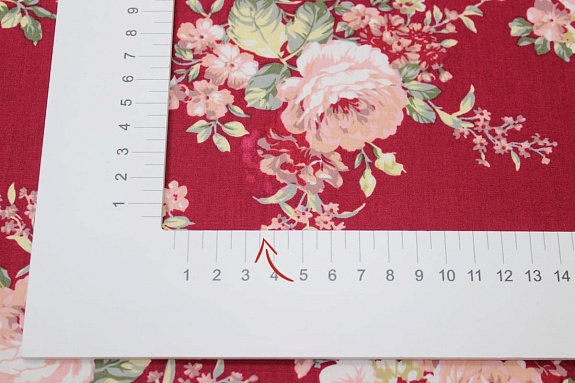 Импорт. хлопок "Роскошный букет" цв.малиновый, СОРТ2, ш.1.45м, хлопок-100%, 100гр/м.кв