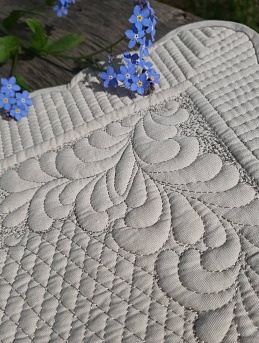 Стеганая салфетка из сатина 