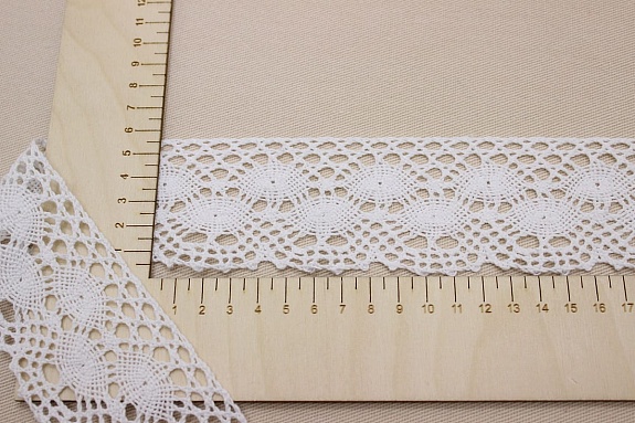 Кружево цв.белый, ш.61мм, хлопок-90%, п/э-10%, рис.058/1