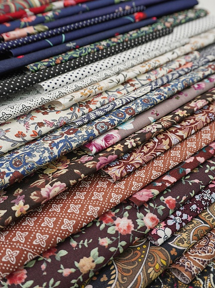 Набор тканей для рукоделия "Импортный хлопок: Цветочные напевы", 20*20 см, 25 шт