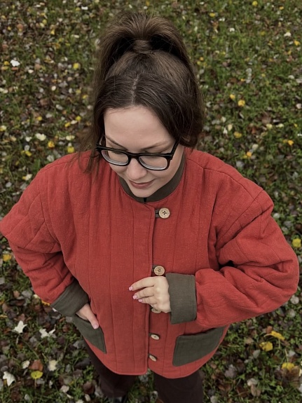 Стильная куртка из крапивы