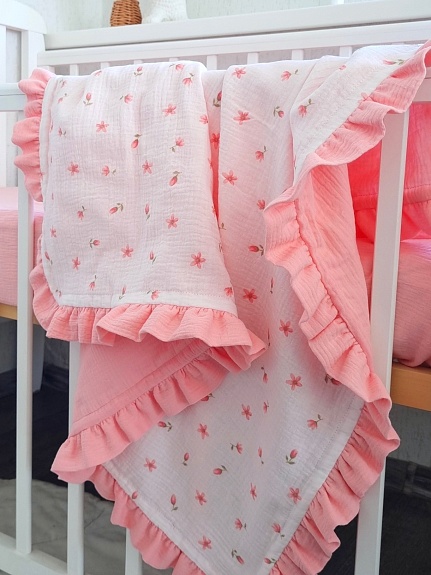 Детское одеяло из муслина "Бутончики - цветочки"