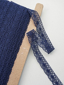 Кружево цв.т.сине-фиолетовый, ш.25мм, хлопок-90%, п/э-10%, рис.107/24