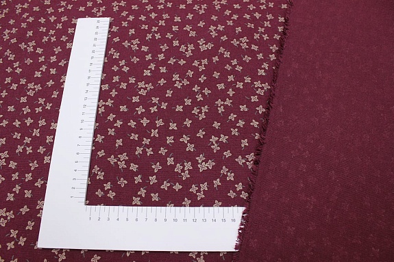 Плательный хлопок с микроворсом "Россыпь четырехлистников" цв.вишневый, ш.1.46м, хл-100%