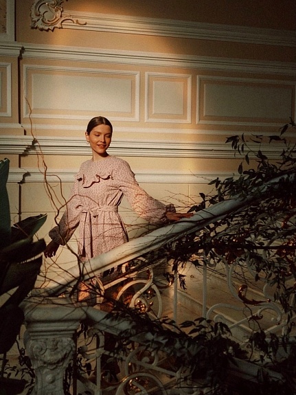 Нежное платье из теплого хлопка "Мелкая ботаника"