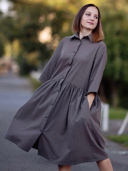 Платье с карманами из плательной вискозы