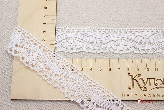 Кружево цв.белый, ш.32мм, хлопок-90%, п/э-10%, рис.165/1