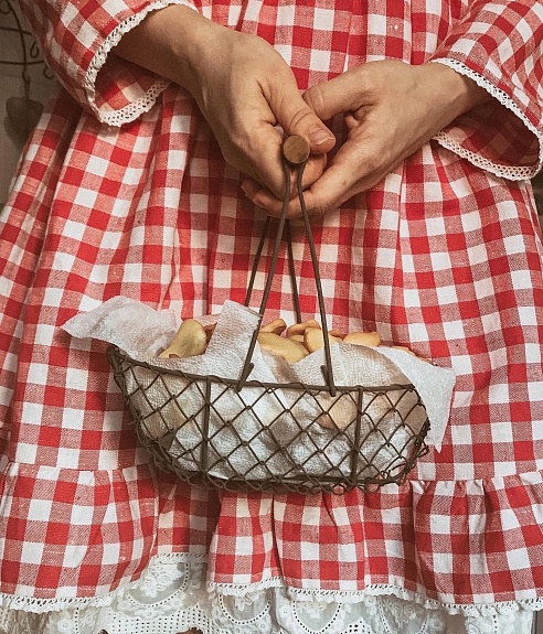 Платье из полульна в клетку