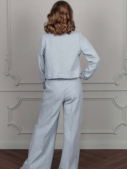 Костюм из крапивы в бирюзово-сером цвете